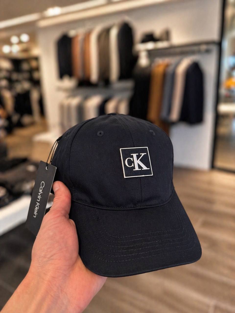 Calvin Klein kepurė