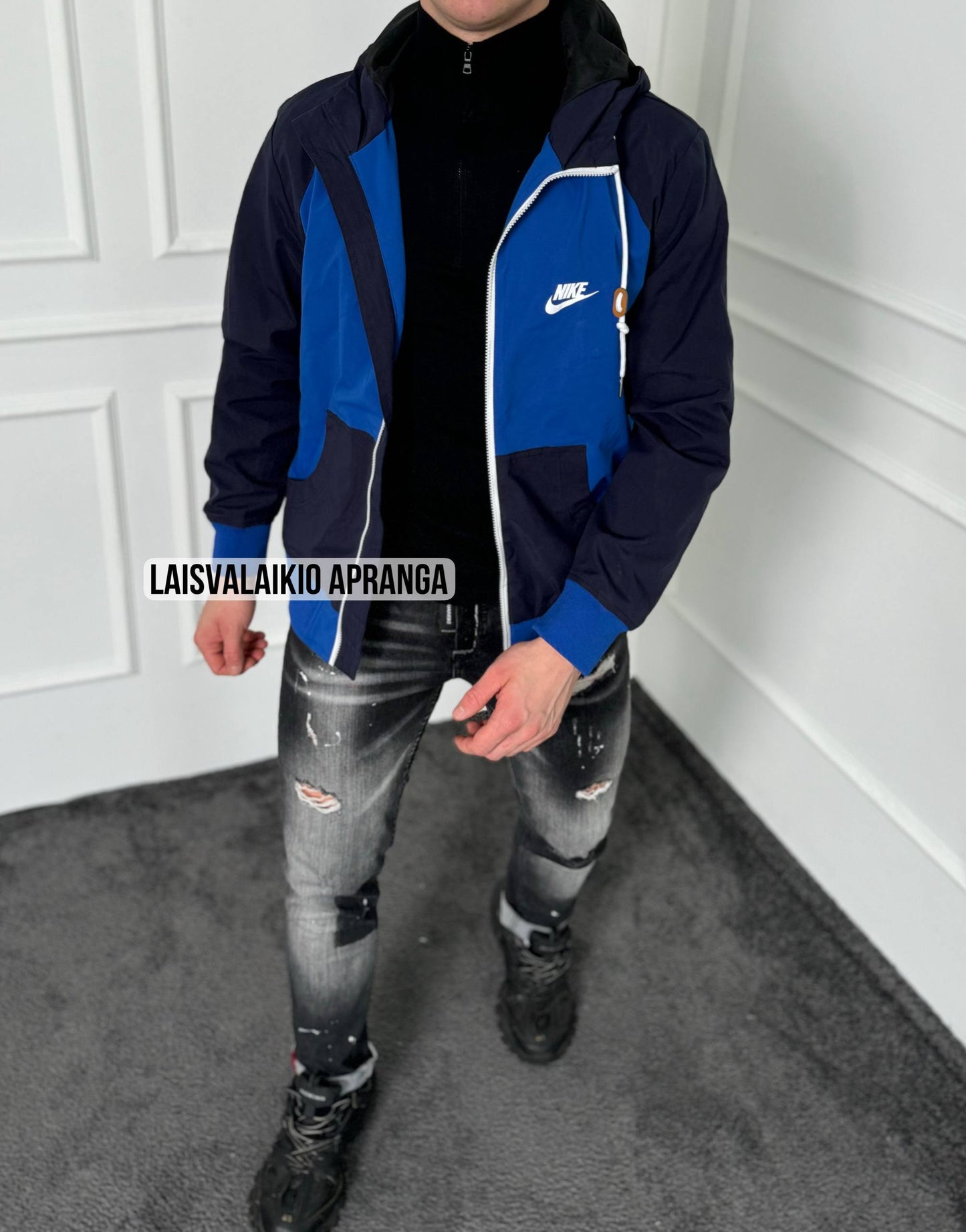 Nike laisvalaikio striukė