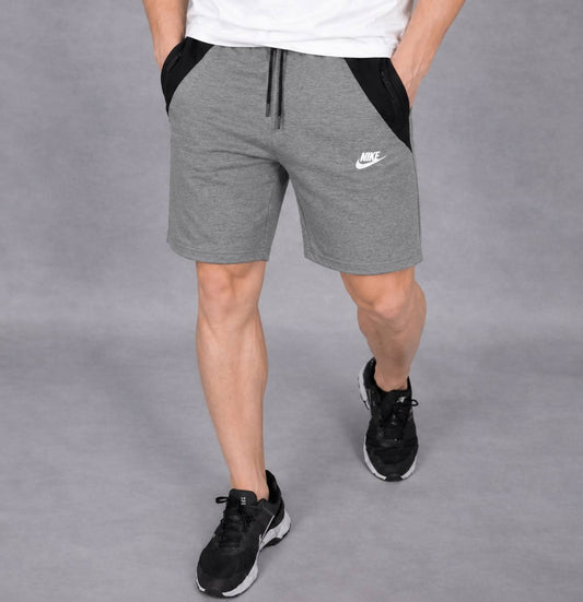 Nike sortai