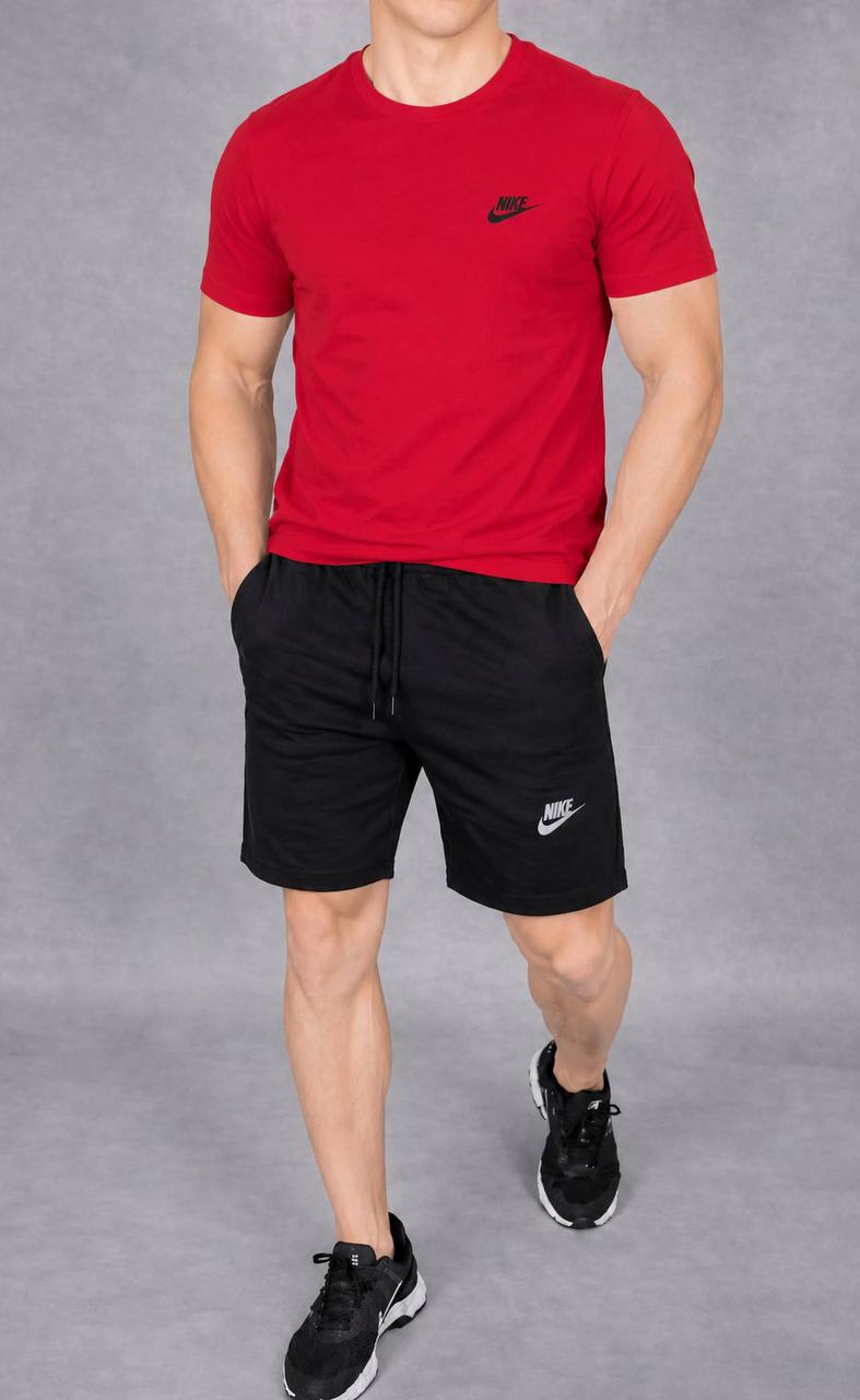 Vasarinis Nike komplektas