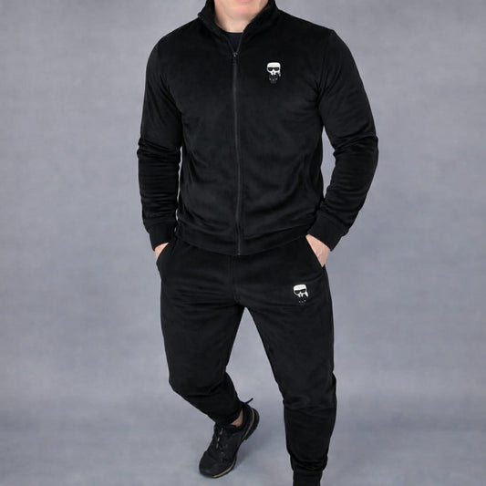 Karl laisvalaikio kostiumas