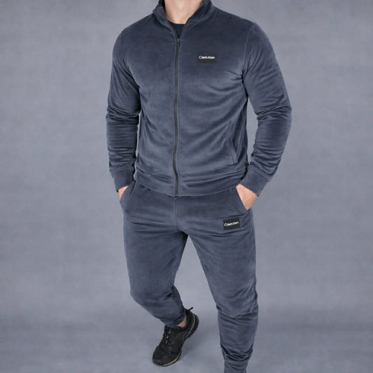 Calvin Klein laisvalaikio kostiumas